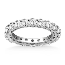 14k White Gold Shared Prong Round Cut Diamond Eternity Ring, size 5.5