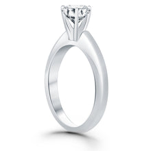 14k White Gold Solitaire Cathedral Engagement Ring, size 6.5