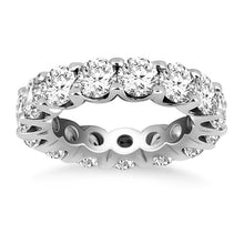 14k White Gold Round Diamond Decorated Eternity Ring, size 4