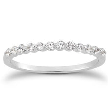14k White Gold Floating Diamond Single Shared Prong Wedding Ring Band, size 8