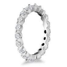 14k White Gold Common Prong Round Cut Diamond Eternity Ring, size 8